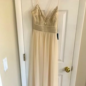 NWT Lulu’s floor length dress